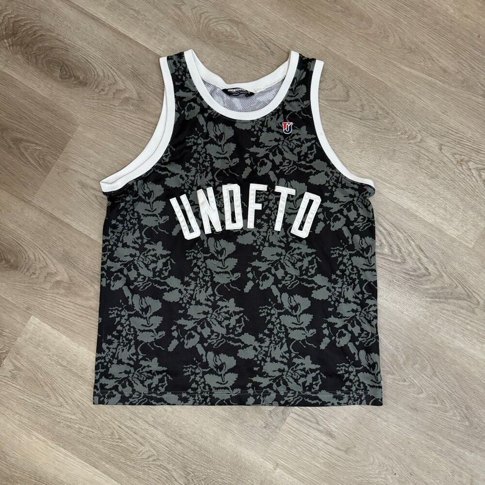 Undefeated Floral‎ Varsity Basketball Jersey - Medium